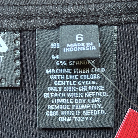 NWT FILA SPORT Golf Black Skort Size 6 - Picture 15 of 16